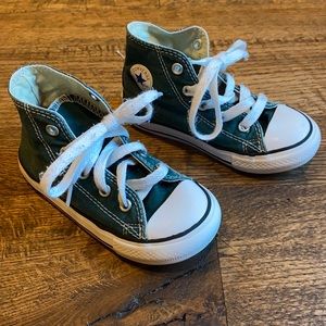 Converse high tops, size 8, EUC